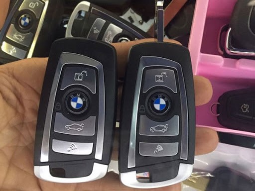 Làm chìa khóa BMW – hình minh họa 1