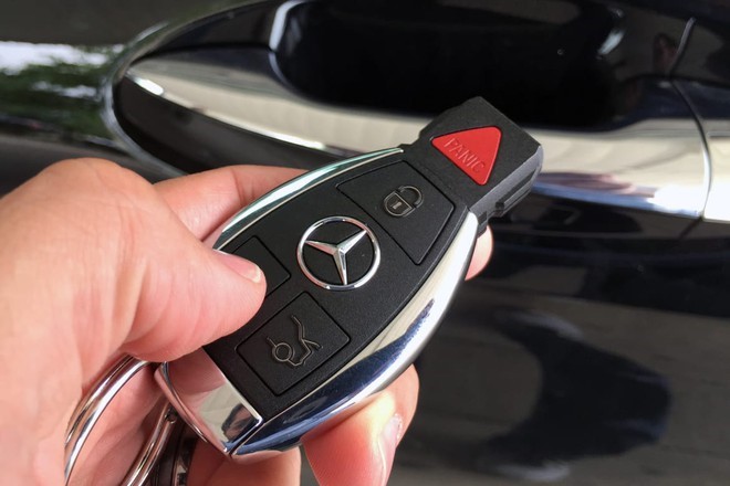 Làm chìa khóa Mercedes-Benz – hình minh họa 1