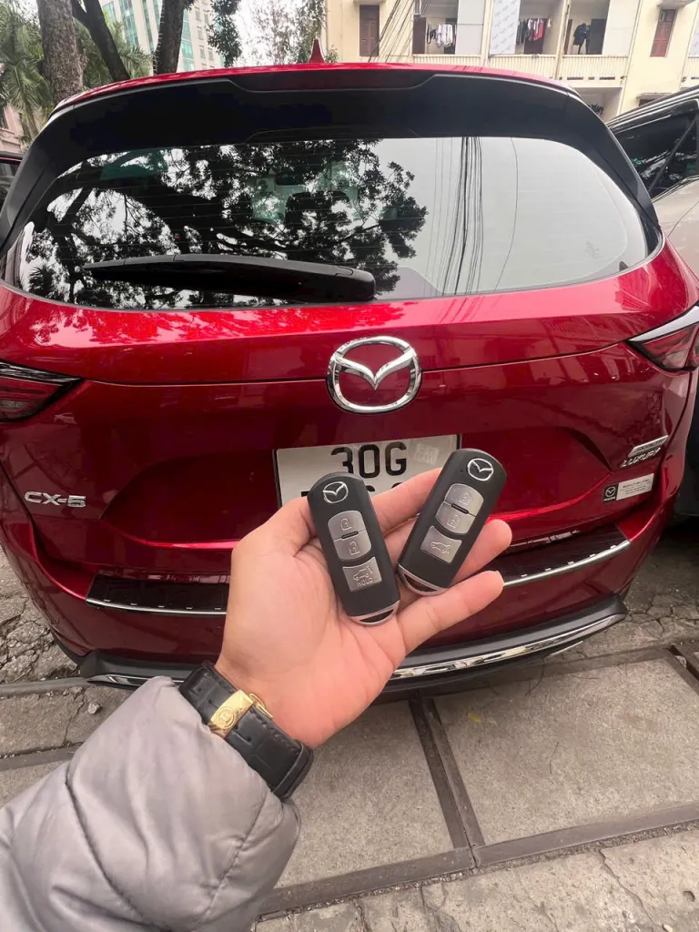 Làm chìa khóa Mazda – ảnh thực tế 3