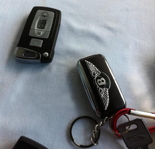 Làm chìa khóa Bentley – hình minh họa 1