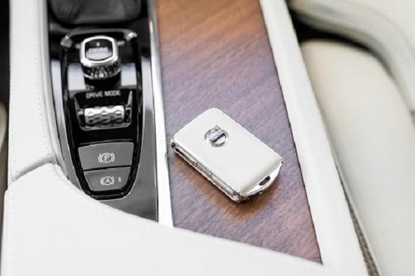Làm chìa khóa Volvo – hình minh họa 2