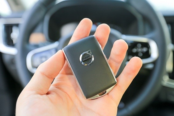 Làm chìa khóa Volvo – hình minh họa 1