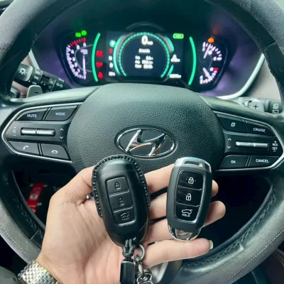 Làm chìa khóa Hyundai Santa Fe