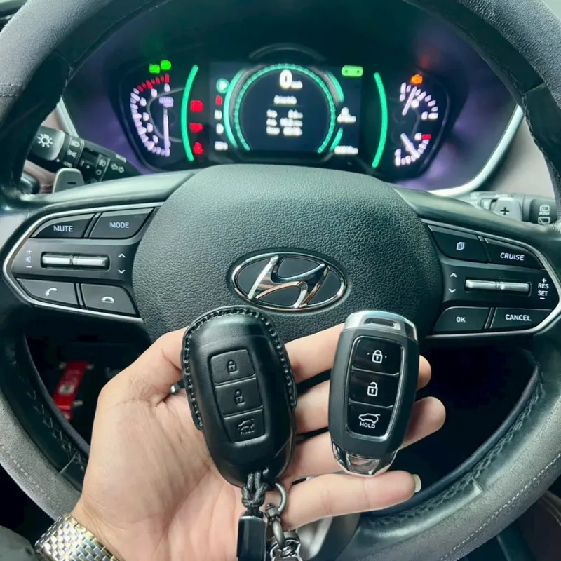 Làm chìa khóa Hyundai Santa Fe