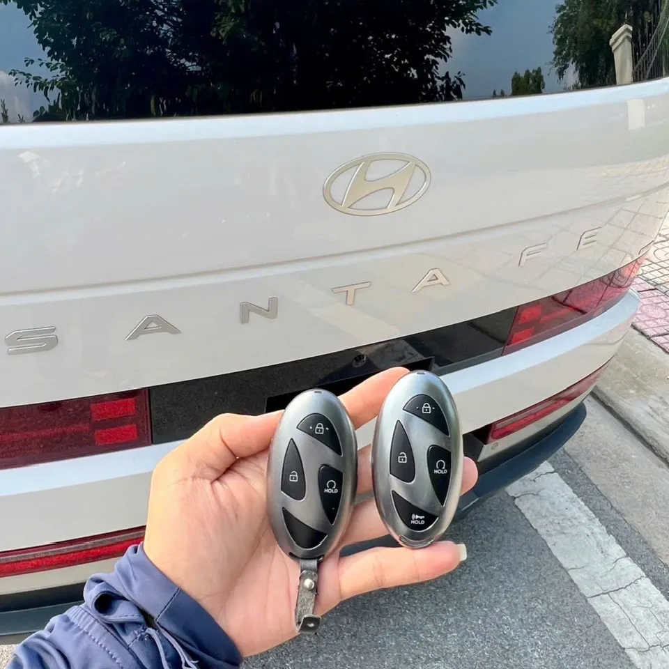 Làm chìa khóa Hyundai Santa Fe – ảnh thực tế 3