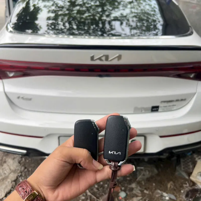 Làm chìa khóa Kia K5