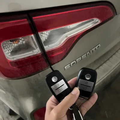 Làm chìa khóa Kia Sorento