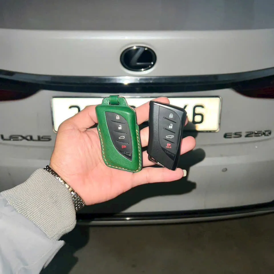 Làm chìa khóa Lexus – ảnh thực tế 3