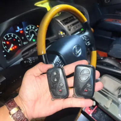 Làm chìa khóa Lexus ES300h