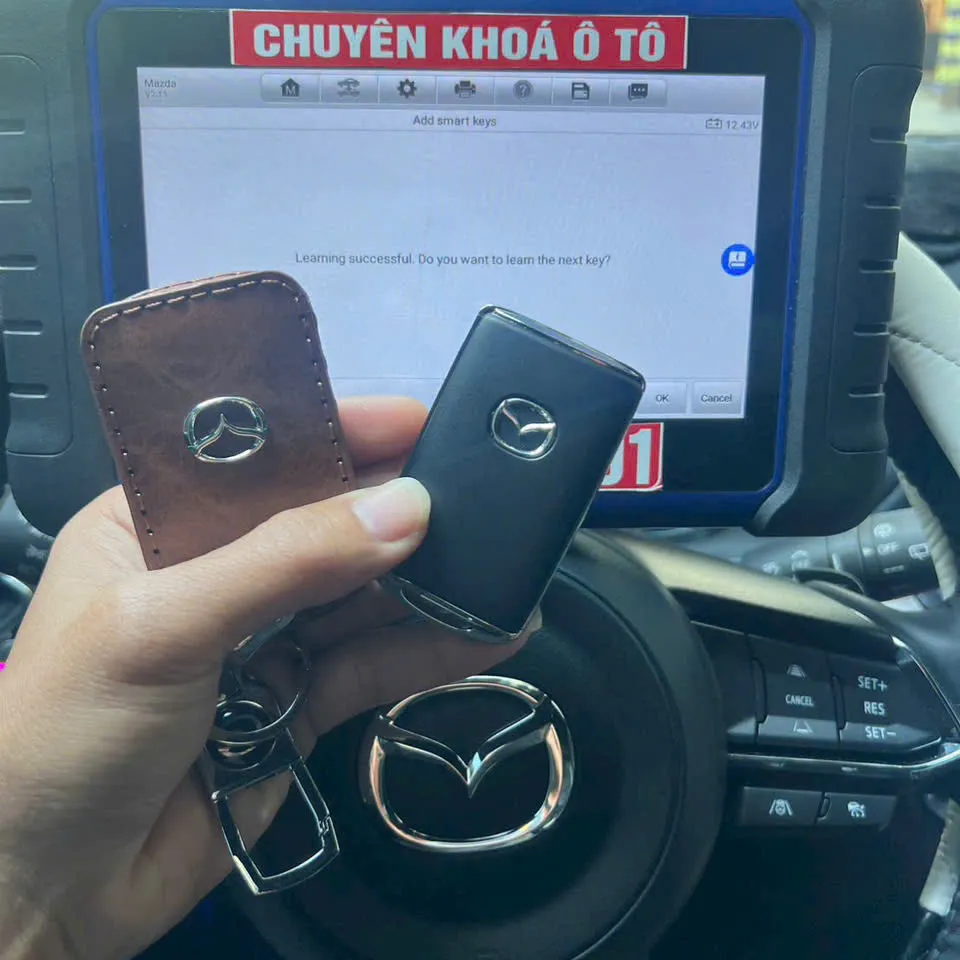 Làm chìa khóa Mazda CX-5 – ảnh thực tế 2