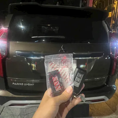 Làm chìa khóa Mitsubishi Pajero Sport