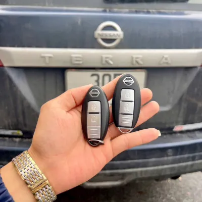 Làm chìa khóa Nissan Teana