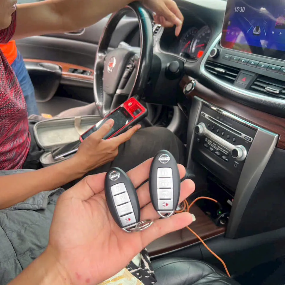 Làm chìa khóa Nissan Teana – ảnh thực tế 1