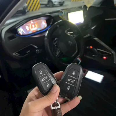 Làm chìa khóa Peugeot 5008