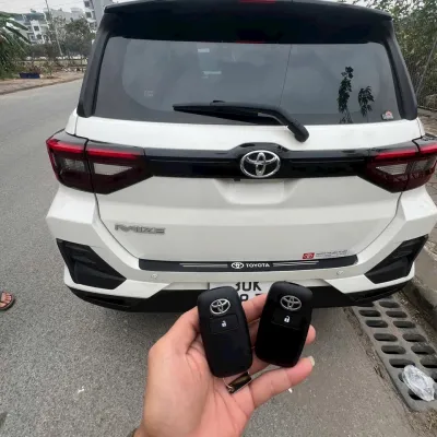 Làm chìa khóa Toyota Raize