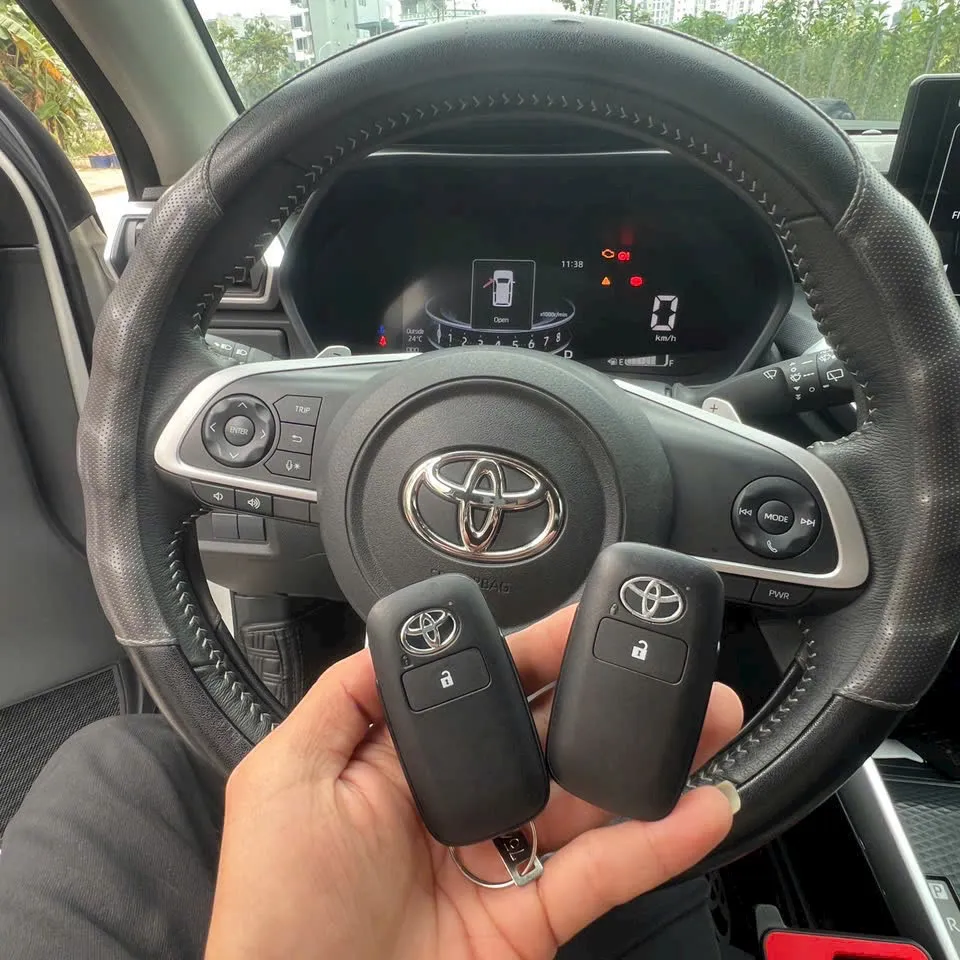 Làm chìa khóa Toyota Raize – ảnh thực tế 2