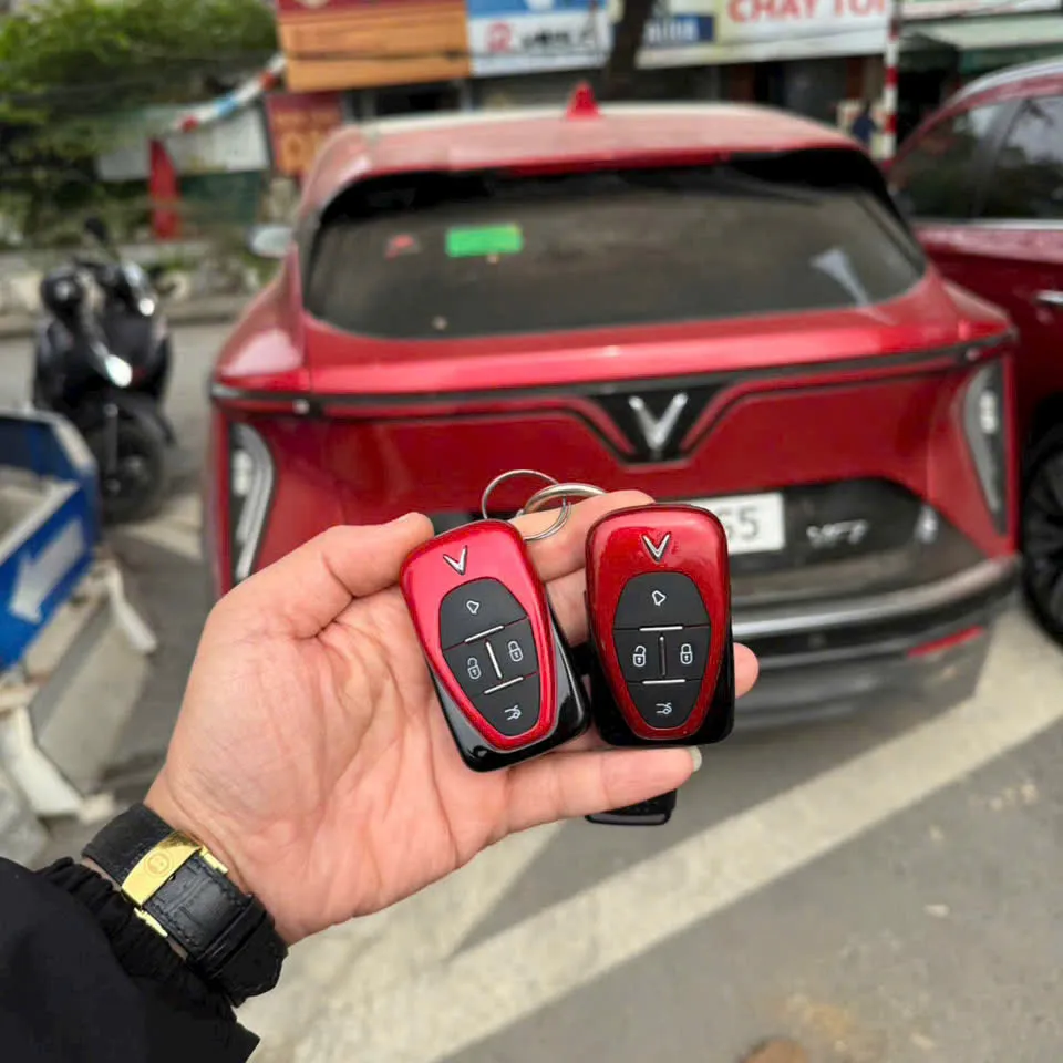 Làm chìa khóa VinFast VF7 – ảnh thực tế 2